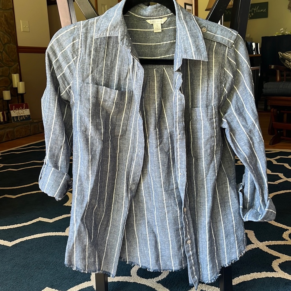 Ladies CATO jean and white striped button-down shirt